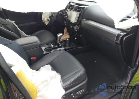 2020 Toyota 4Runner Trd Off Road Premium из США, поврежденный, VIN JTEBU5JR2L5819148